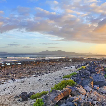 ゲストハウス Charro